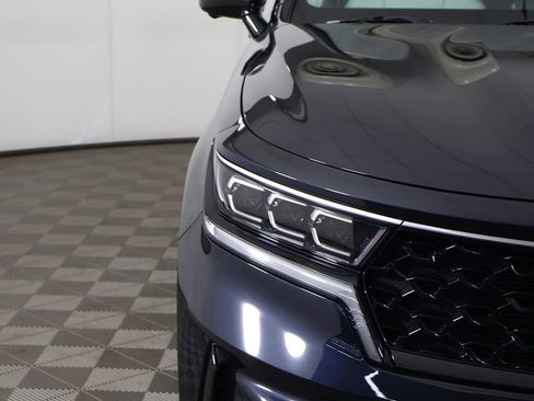 Certified 2023 Kia Sorento SX Prestige AWD/4WD image 17