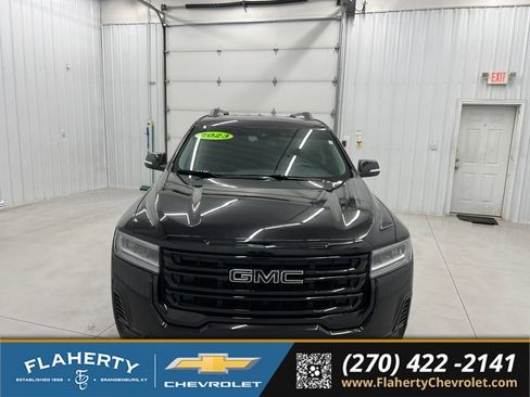 Used 2023 GMC Acadia SLE w/ Driver Convenience Package FWD image 7
