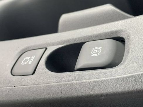 Used 2026 Toyota Corolla LE FWD image 28