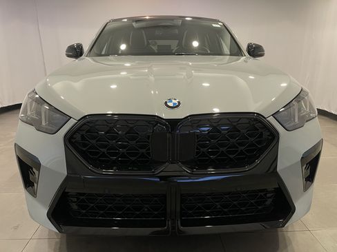 New 2026 BMW X2 xDrive28i w/ Technology Package AWD/4WD image 2