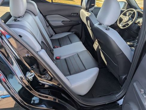 Used 2024 Nissan Kicks SR w/ SR Premium Package image 6