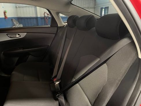 Used 2021 Kia Forte LXS FWD image 18