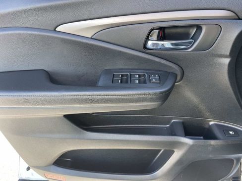 Used 2022 Honda Pilot Sport image 15