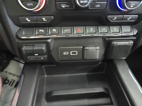 Certified 2021 Chevrolet Silverado 1500 LT Trail Boss w/ Convenience Package II image 22