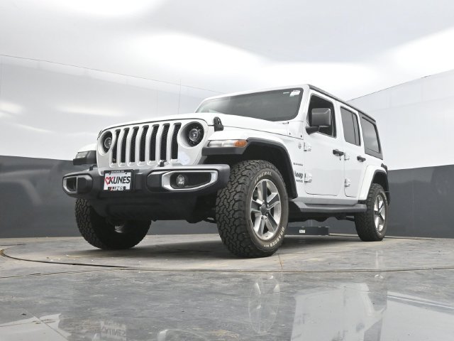 Used 2021 Jeep Wrangler Unlimited Sahara AWD/4WD image 45