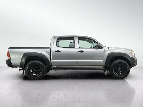 Used 2015 Toyota Tacoma PreRunner w/ Convenience Package RWD image 6