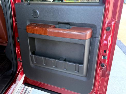 Used 2014 Ford F250 King Ranch w/ Snow Plow Prep Package image 15