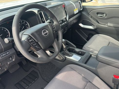 New 2026 Nissan Frontier SV w/ SV Convenience Package image 9