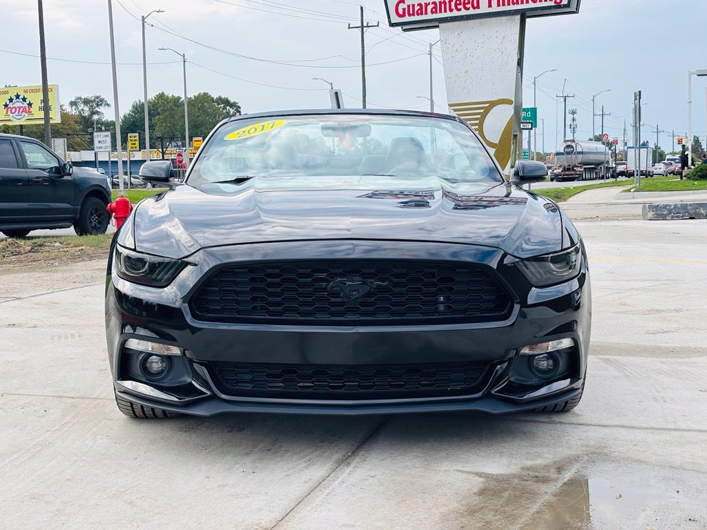 Used 2017 Ford Mustang GT Premium RWD image 19