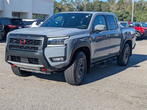 Used 2025 Nissan Frontier PRO-4X w/ Pro Premium Package image 7