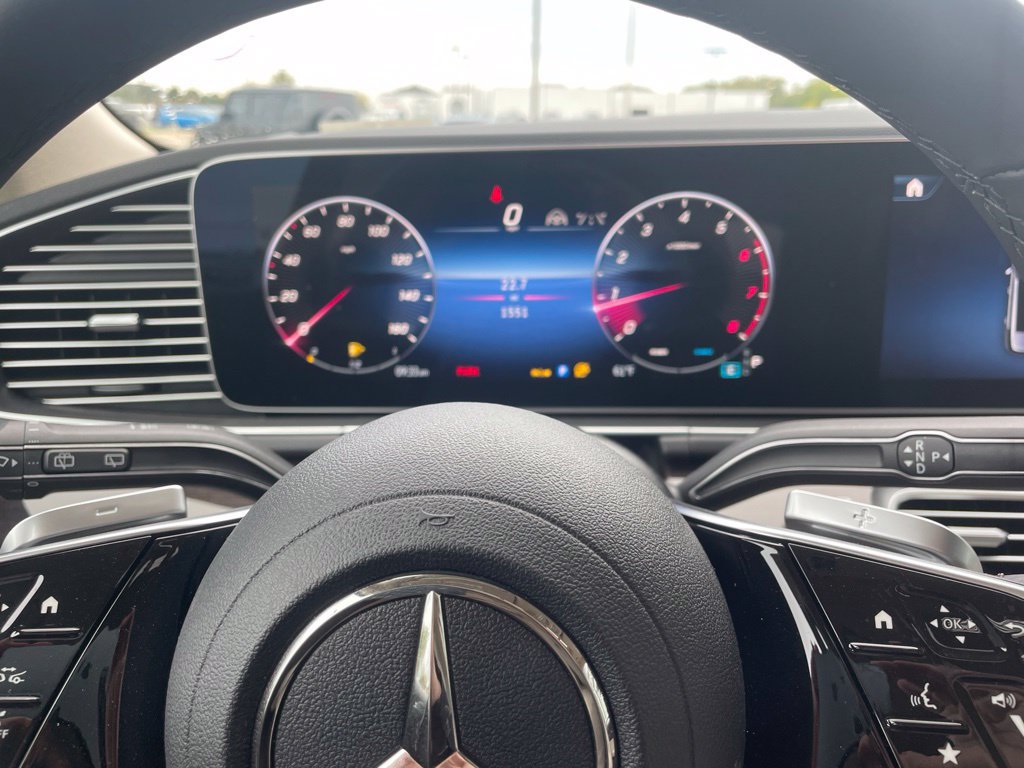 Used 2026 Mercedes-Benz GLE 450 4MATIC image 3