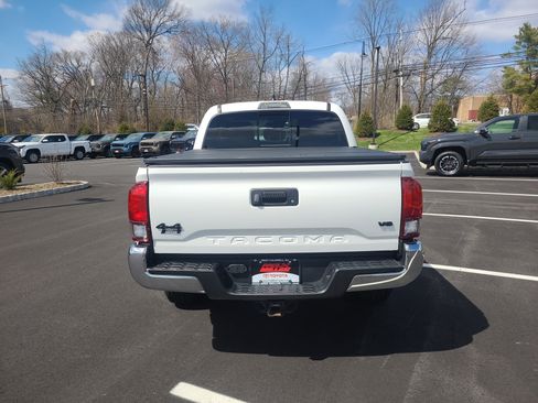 Certified 2023 Toyota Tacoma SR5 image 6