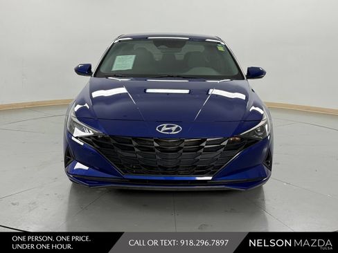 Used 2023 Hyundai Elantra Blue FWD image 2