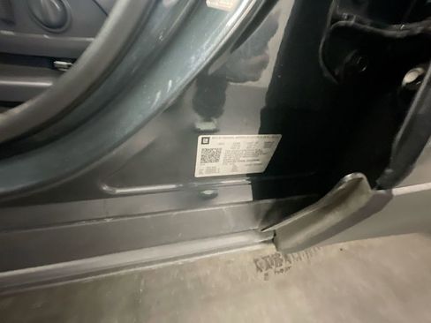 Used 2020 Chevrolet Blazer LT image 32