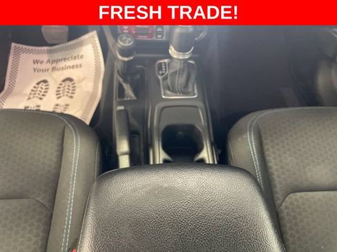 Used 2024 Jeep Wrangler Unlimited Rubicon 4xe AWD/4WD image 19