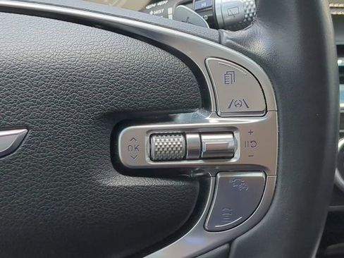 Used 2024 Genesis GV80 2.5T AWD/4WD image 32
