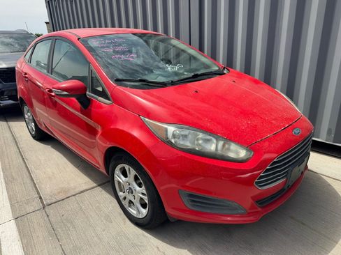 Used 2015 Ford Fiesta SE FWD image 5