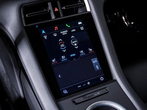 Certified 2025 Porsche Taycan image 24