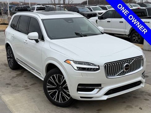 Used 2025 Volvo XC90 T8 Plus w/ Protection Package Premier image 4