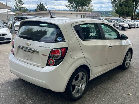 Used 2014 Chevrolet Sonic LTZ w/ Fun and Sun Package FWD image 5