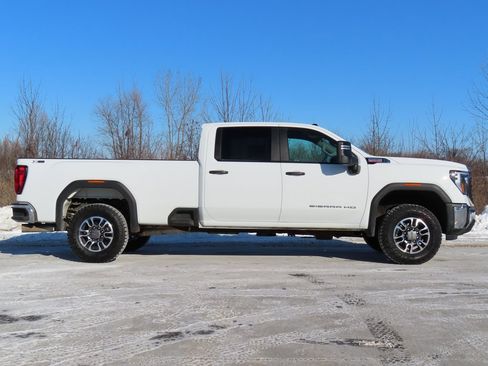 Used 2025 GMC Sierra 3500 Pro image 2