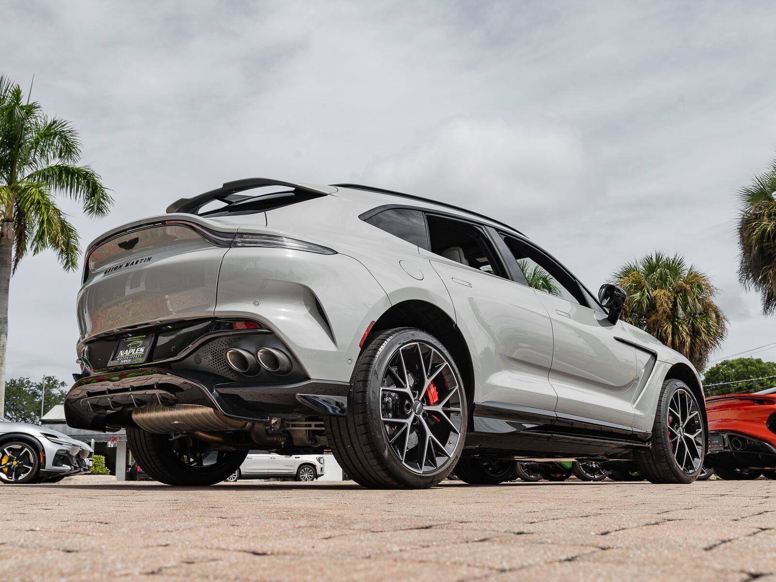 Used 2025 Aston Martin DBX 707 AWD/4WD image 20