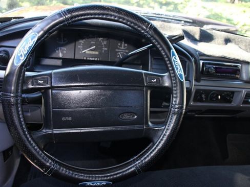 Used 1994 Ford F150 2WD Regular Cab image 16