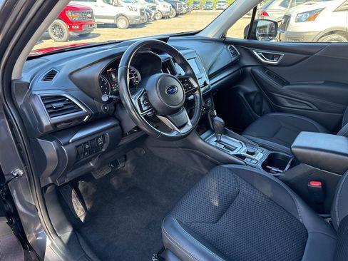 Certified 2023 Subaru Forester Premium image 20