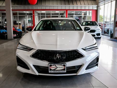 Used 2023 Acura TLX w/ Technology Package image 2