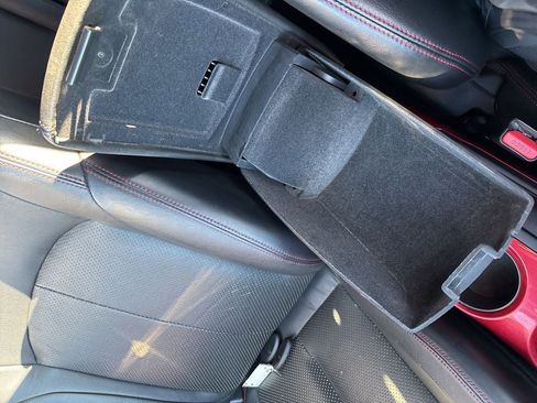 Used 2016 Nissan Juke SL image 22