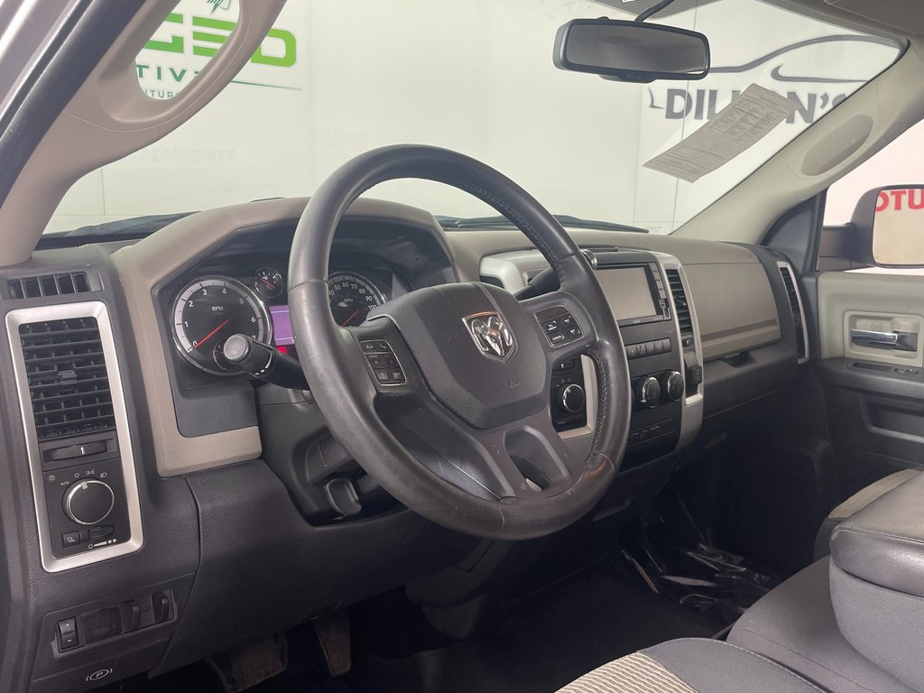 Used 2012 RAM 2500 SLT w/ Technology Group AWD/4WD image 13