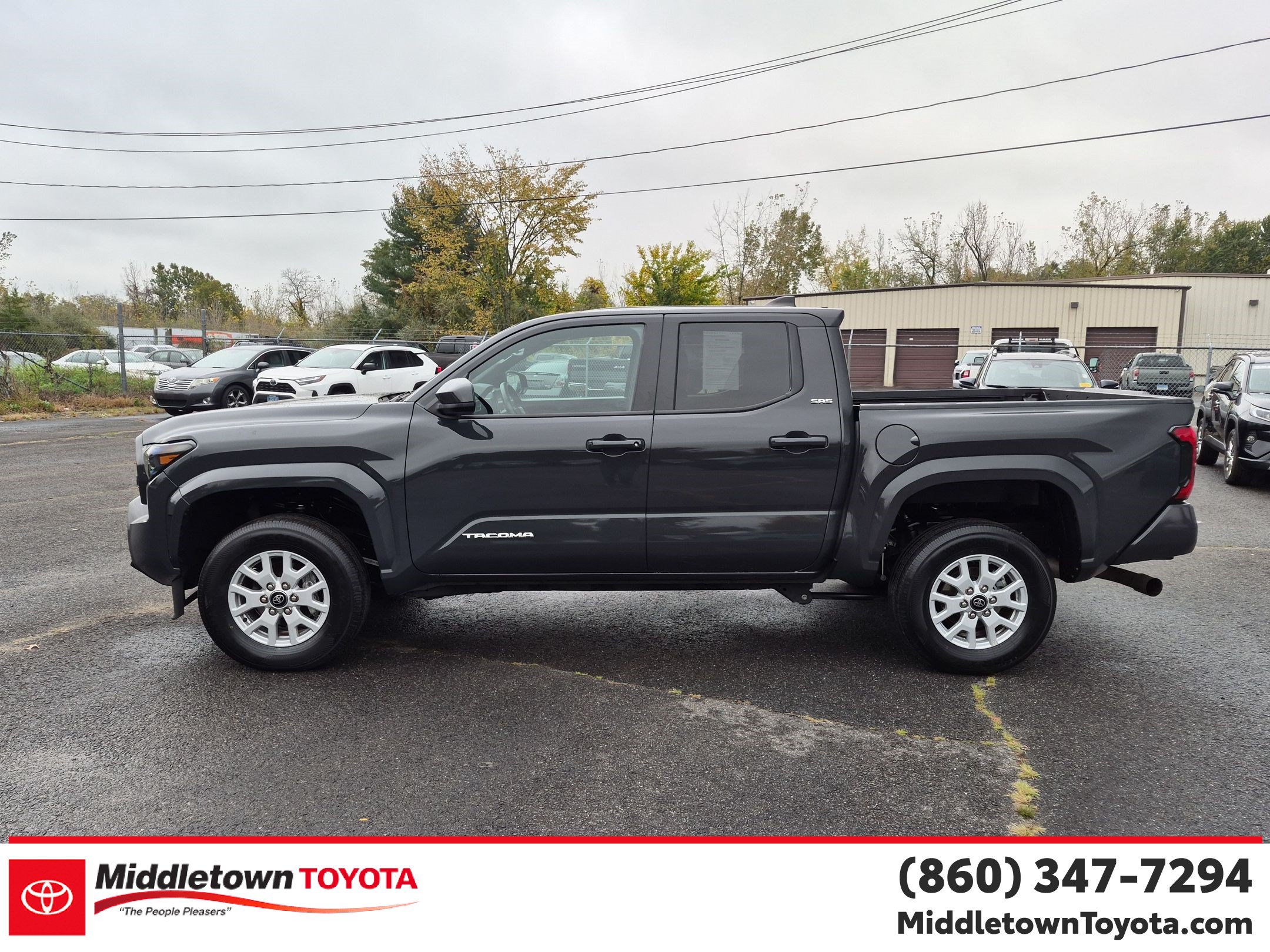Used 2025 Toyota Tacoma SR5 AWD/4WD image 6