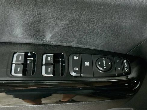 Used 2022 Kia Sportage Nightfall Edition w/ Nighfall AWD Premium Package image 16