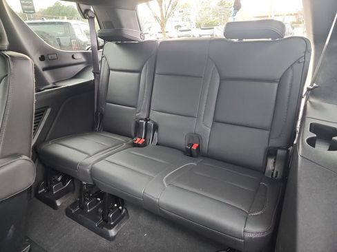Certified 2024 GMC Yukon Denali w/ LPO, Floor Liner Package AWD/4WD image 36