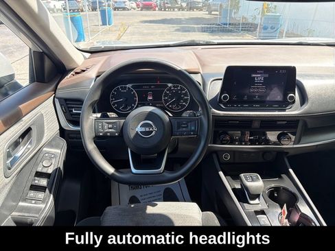 Used 2023 Nissan Rogue SV AWD/4WD image 17