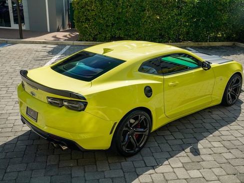 Used 2019 Chevrolet Camaro SS image 28
