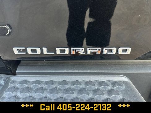 Used 2024 Chevrolet Colorado ZR2 w/ ZR2 Convenience Package III AWD/4WD image 10
