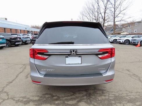 Certified 2023 Honda Odyssey Touring image 5