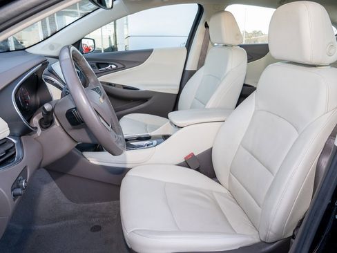 Used 2024 Chevrolet Malibu LT image 12