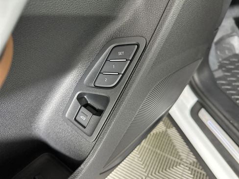 Certified 2025 Audi Q3 2.0T Premium w/ Convenience Package image 34