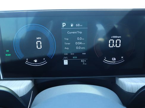 New 2026 Hyundai Sonata SEL FWD image 4