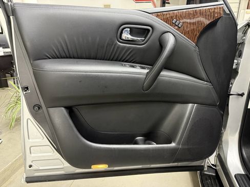 Used 2019 Nissan Armada Platinum w/ Captain's Chairs Package AWD/4WD image 11