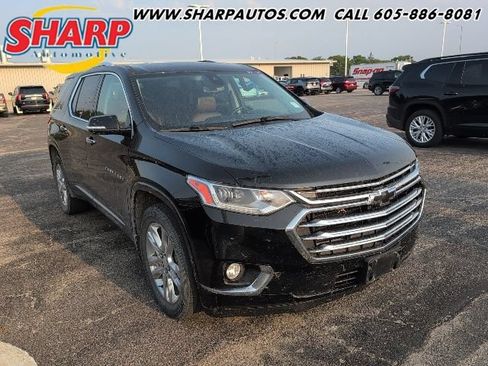 Used 2018 Chevrolet Traverse High Country AWD/4WD image 1