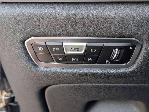 Used 2021 BMW X7 M50i w/ Executive Package image 20