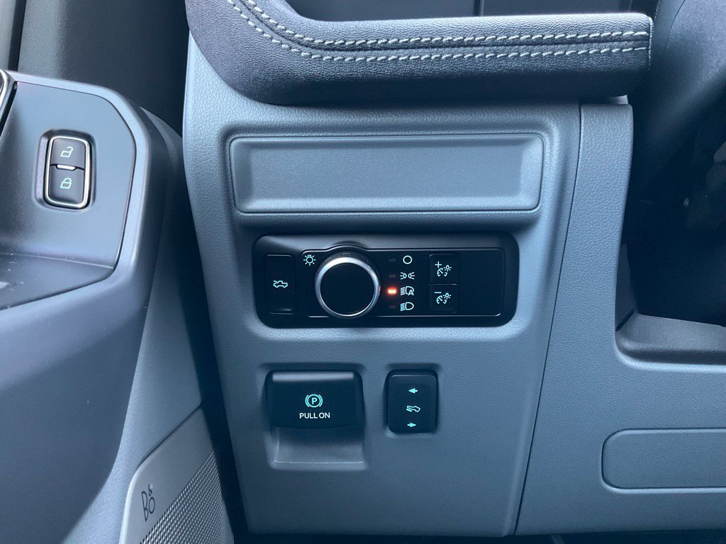 Certified 2025 Ford F150 Lightning Flash AWD/4WD image 45