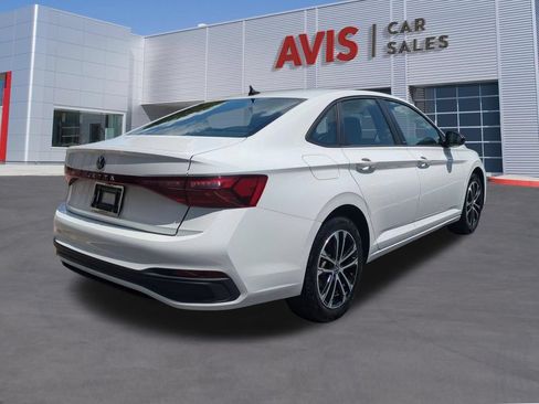 Used 2025 Volkswagen Jetta Sport FWD image 6