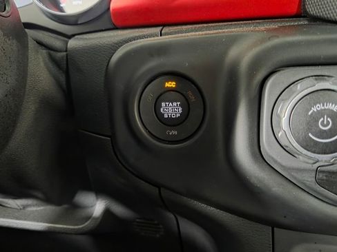 Used 2021 Jeep Wrangler Rubicon w/ Steel Bumper Group image 22