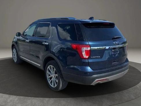 Used 2017 Ford Explorer Limited w/ Equipment Group 301A AWD/4WD image 7