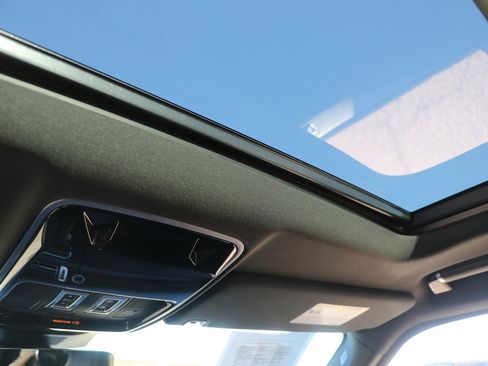 Used 2020 Land Rover Range Rover HSE image 28