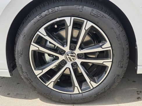 New 2026 Volkswagen Jetta Sport FWD image 9